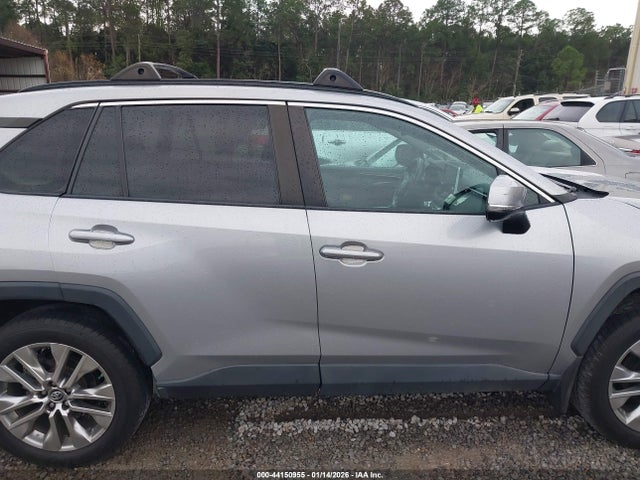 2T3C1RFV9KW014477 Toyota Rav4 Xle Premium
