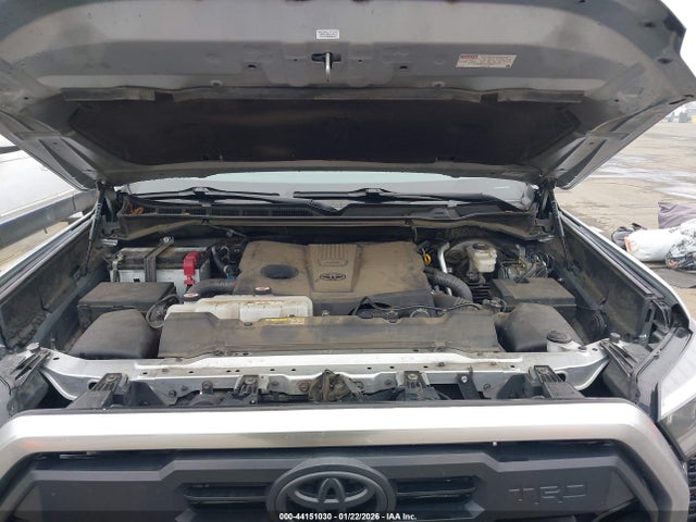 5TFJA5DB8NX039377 Toyota Tundra Limited