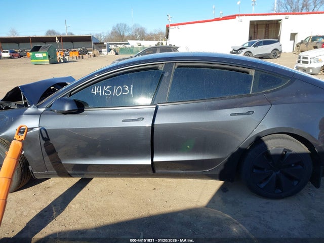 Продажа на аукционе авто 2024 Tesla Model 3 Long Range Dual Motor All-wheel Drive/rear-wheel Drive, vin: 5YJ3E1EA5RF725811, номер лота: 44151031