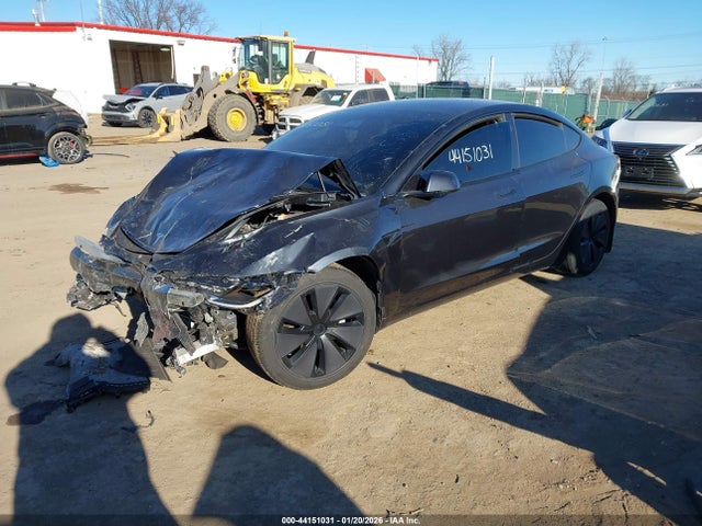 Продажа на аукционе авто 2024 Tesla Model 3 Long Range Dual Motor All-wheel Drive/rear-wheel Drive, vin: 5YJ3E1EA5RF725811, номер лота: 44151031