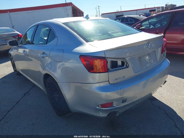 2010 LEXUS IS 250 JTHBF5C21A5107577 Photo 2