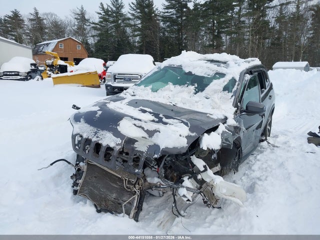 1C4PJMDX2KD122607 Jeep Cherokee Limited 4x4