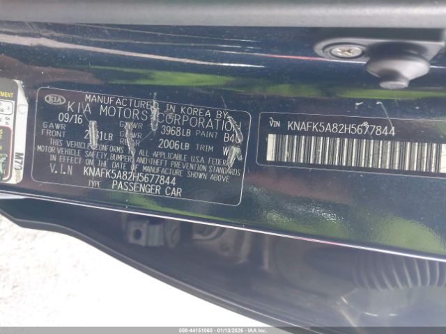 2017 KIA FORTE KNAFK5A82H5677844 Photo 8
