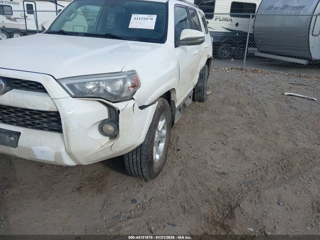 2019 TOYOTA 4RUNNER JTEBU5JR6K5654946 Photo 5