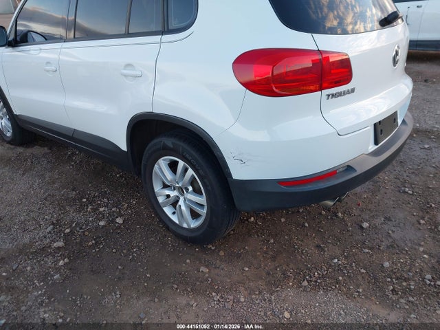 WVGBV7AX9GW546054 Volkswagen TIGUAN S