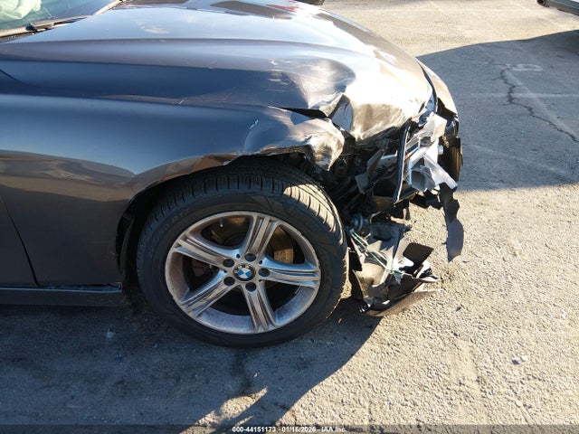44151173 :رقم المزاد ، WBA3A5C57CF343997 vin ، 2012 Bmw 328i مزاد بيع