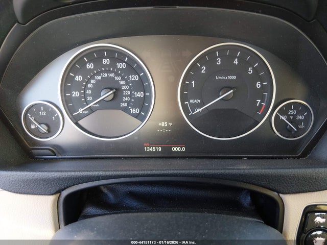 44151173 :رقم المزاد ، WBA3A5C57CF343997 vin ، 2012 Bmw 328i مزاد بيع