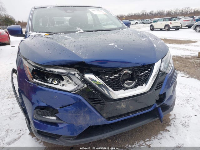 44151179 :رقم المزاد ، JN1BJ1AWXMW426556 vin ، 2021 Nissan Rogue Sport S Awd Xtronic Cvt مزاد بيع