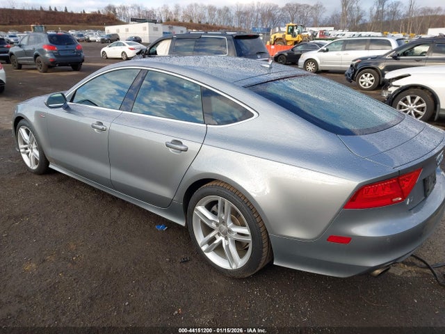 2014 AUDI A7 WAU2GAFC0EN027458 Photo 2