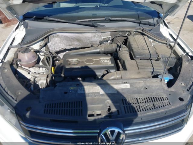 2016 VOLKSWAGEN TIGUAN WVGAV7AX2GW513327 Photo 9