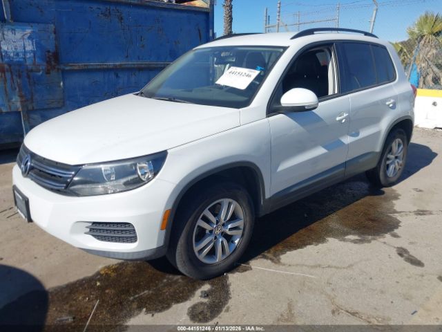 2016 VOLKSWAGEN TIGUAN WVGAV7AX2GW513327 Photo 1