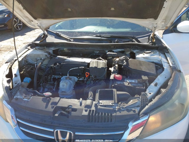 Продажа на аукционе авто 2015 Honda Accord Lx, vin: 1HGCR2F32FA253082, номер лота: 44151270