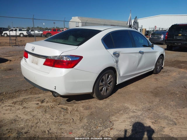 Продажа на аукционе авто 2015 Honda Accord Lx, vin: 1HGCR2F32FA253082, номер лота: 44151270