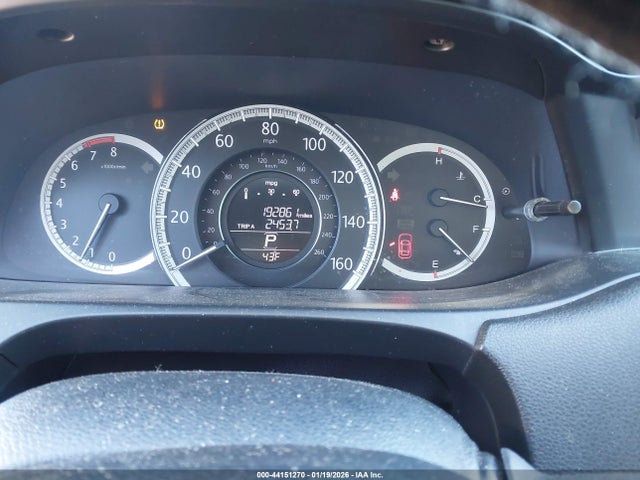 Продажа на аукционе авто 2015 Honda Accord Lx, vin: 1HGCR2F32FA253082, номер лота: 44151270