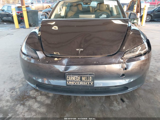 5YJ3E1EA3SF919923 Tesla Model 3 Long Range Rear-wheel Drive/standard Rear-wheel Drive