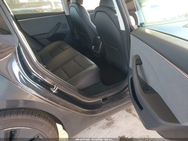 5YJ3E1EA3SF919923 Tesla Model 3 Long Range Rear-wheel Drive/standard Rear-wheel Drive