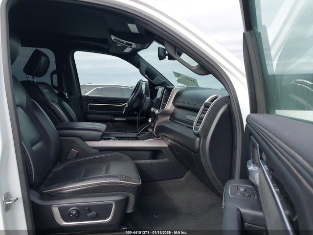 Продаж на аукціоні авто 2020 Ram 1500 Laramie  4x2 5'7 Box, vin: 1C6RREJT6LN210183, номер лоту: 44151371