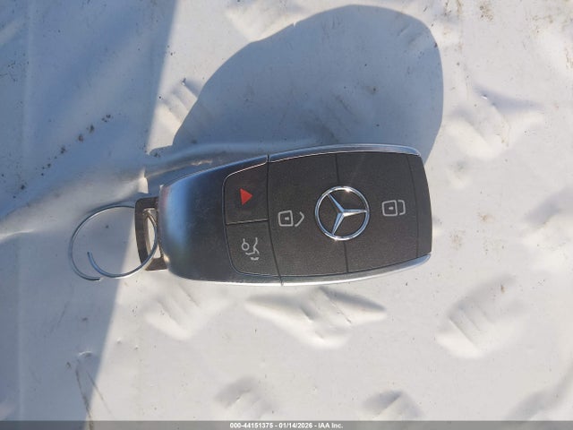 W1N4M4HB3PW283951 Mercedes-Benz Glb 250 4matic