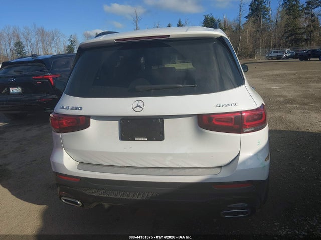 W1N4M4HB3PW283951 Mercedes-Benz Glb 250 4matic