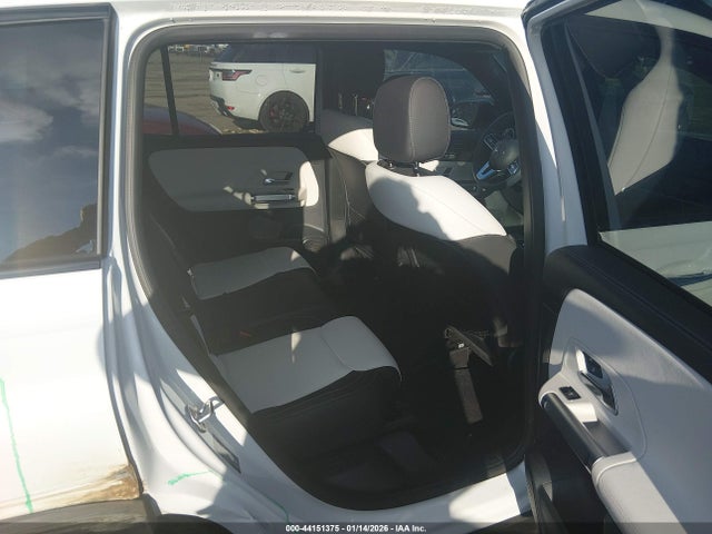 W1N4M4HB3PW283951 Mercedes-Benz Glb 250 4matic
