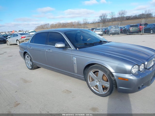 2009 JAGUAR XJ SAJWA79B19SH30526 Photo 0