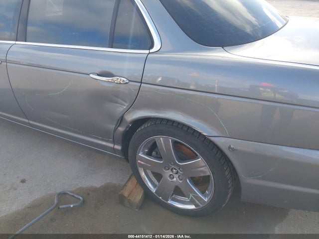 2009 JAGUAR XJ SAJWA79B19SH30526 Photo 5