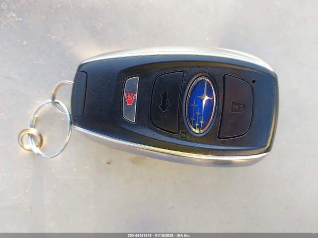 JF2GUHDC9S8213931 Subaru Crosstrek Premium
