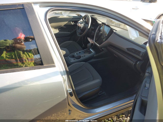 JF2GUHDC9S8213931 Subaru Crosstrek Premium