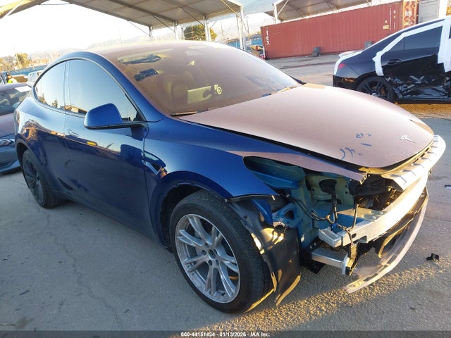 2024 TESLA MODEL Y 7SAYGDEE9RF062153 Photo 0