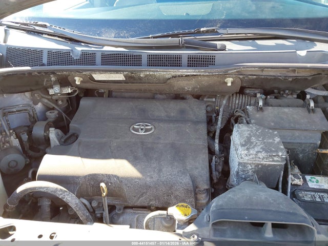 5TDKK3DC2GS711778 Toyota Sienna Le 8 Passenger