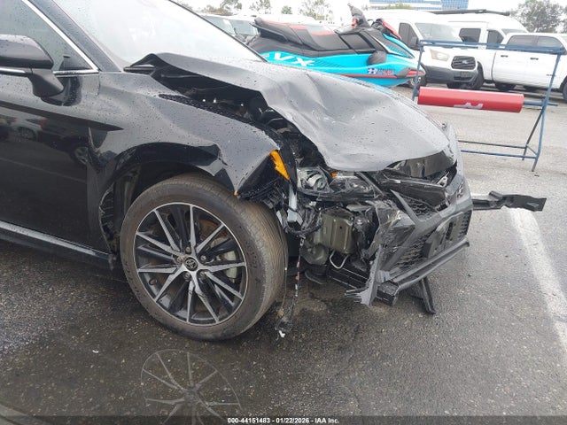 4T1T11AK0PU727704 Toyota CAMRY SE