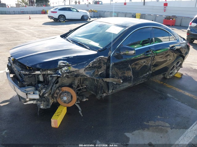 Mercedes-Benz CLA 250 2014 WDDSJ4EB0EN031000 Image 2