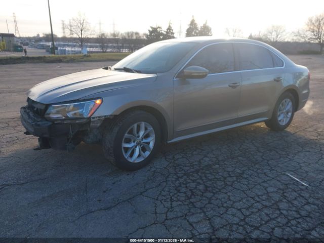 2016 VOLKSWAGEN PASSAT 1VWAS7A30GC027303 Photo 1