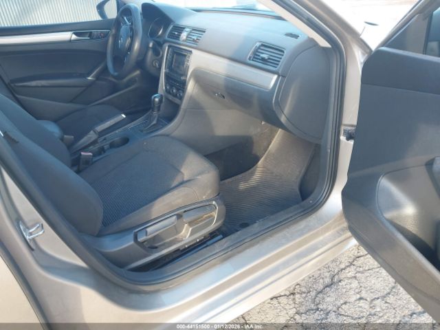 2016 VOLKSWAGEN PASSAT 1VWAS7A30GC027303 Photo 4