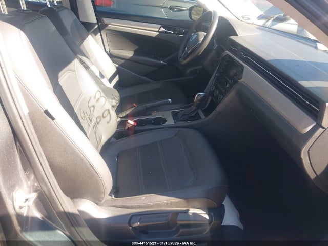 2021 VOLKSWAGEN PASSAT 1VWSA7A30MC009161 Photo 4