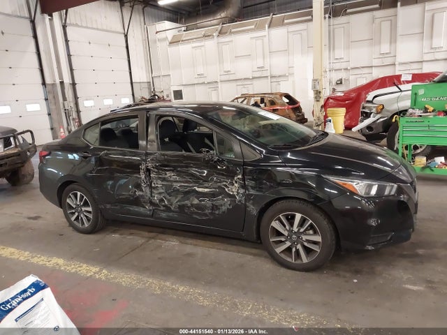 3N1CN8EV1ML885421 Nissan Versa Sv Xtronic Cvt