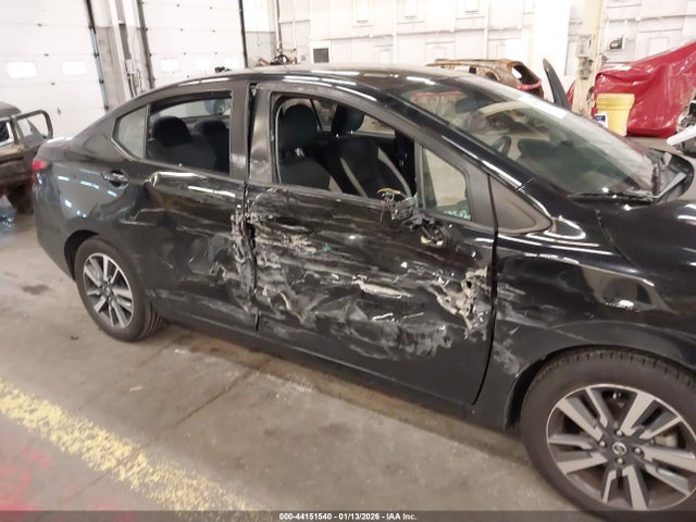 3N1CN8EV1ML885421 Nissan Versa Sv Xtronic Cvt
