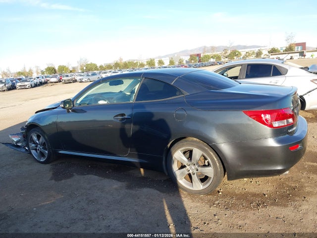 44151557 :رقم المزاد ، JTHFF2C29A2501880 vin ، 2010 Lexus Is 250c مزاد بيع