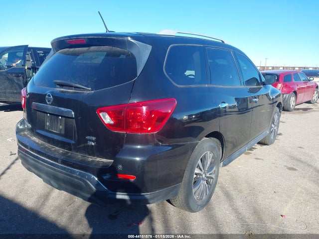 5N1DR2MM3JC642224 Nissan Pathfinder Sv