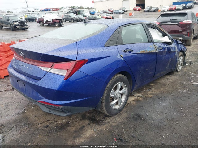 2022 HYUNDAI ELANTRA KMHLL4AG0NU368312 Photo 3