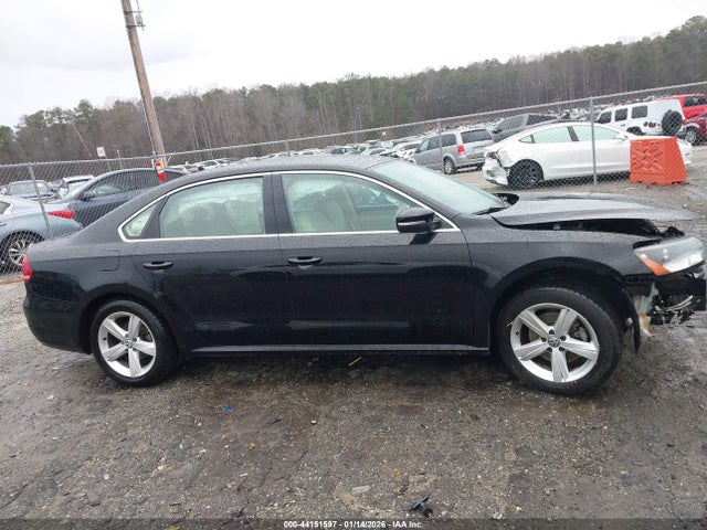 Aukcja sprzedaży 2015 Volkswagen Passat 1.8t Se, vin: 1VWBS7A32FC061374, numer aukcji: 44151597