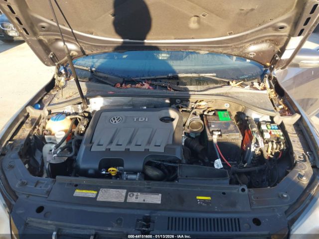 2014 VOLKSWAGEN PASSAT 1VWCN7A31EC106024 Photo 9