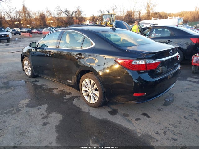 2013 LEXUS ES 300H JTHBW1GG9D2011894 Photo 2