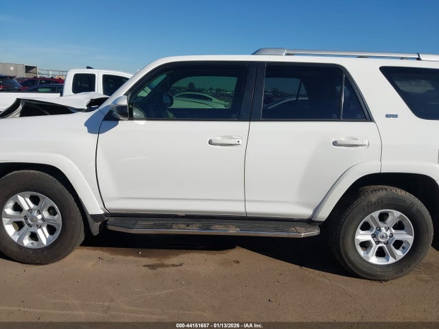 JTEBU5JR6G5367985 Toyota 4RUNNER SR5