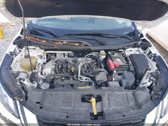 5N1AT3AA4MC767645 Nissan Rogue S Fwd