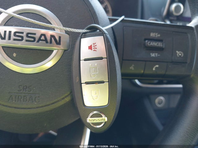 5N1AT3AA4MC767645 Nissan Rogue S Fwd