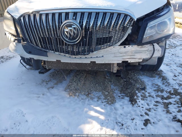 44151693 :رقم المزاد ، 1G4GB5G36FF164327 vin ، 2015 Buick Lacrosse Leather مزاد بيع