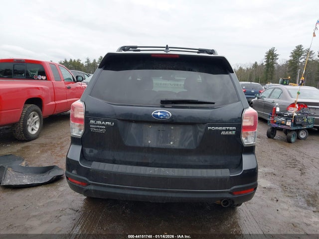 Subaru Forester 2.5i Premium 2017 JF2SJAEC3HH556011 Image 17