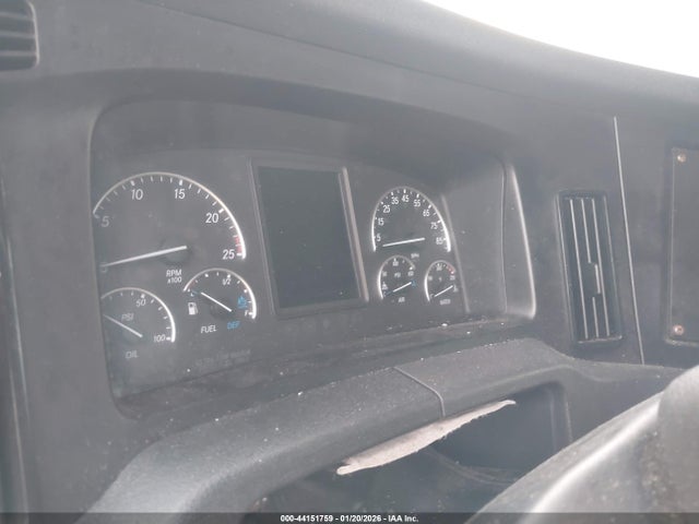 44151759 :رقم المزاد ، 3AKJHHDR6PSNV2502 vin ، 2023 Freightliner New Cascadia 126 مزاد بيع