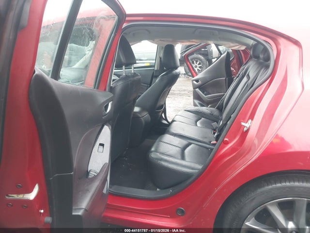 3MZBN1V33JM190052 Mazda Mazda3 Touring